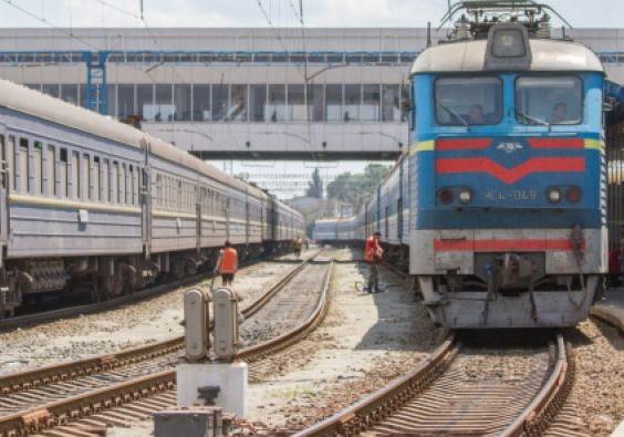 Новость - Транспорт и инфраструктура - На куличики: "Укрзализныця" назначила четыре дополнительных поезда к Пасхе