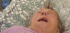 Никому не нужна: в столичной больнице уже 9 месяцев живет старушка, которую не хотят забирать родные