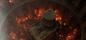 В Украину прибыл Благодатный огонь из Иерусалима