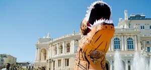 Смешные лозунги и самоирония: как в Одессе прошла монстрация