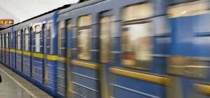 ЧП в харьковском метро: пенсионер упал на рельсы