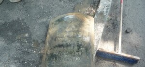 Фотофакт: під час ремонту вулиці львівські комунальники натрапили на несподівану знахідку