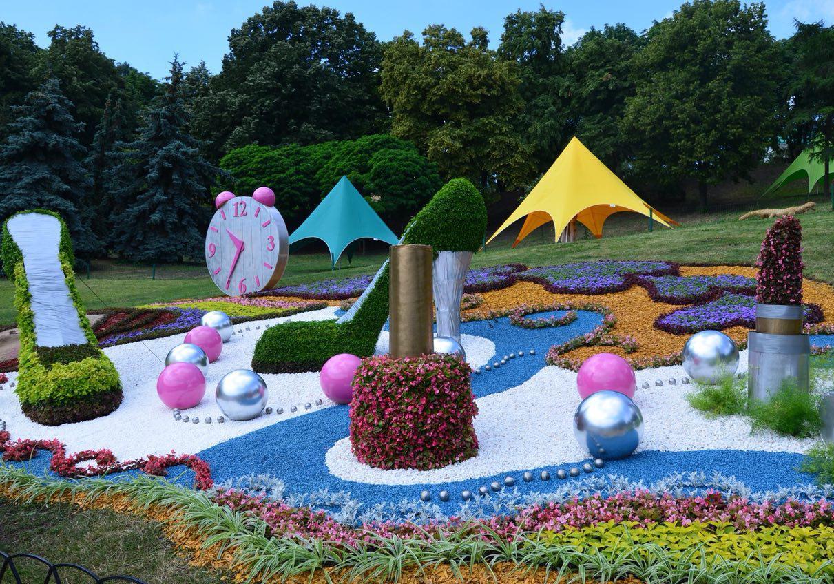 Новость - События - Цифра дня: летнюю выставку цветов на Спивочем поле посетило рекордное количество людей