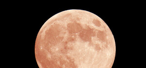 Смотри, как зрелищно: одесситы наблюдали Кровавую луну в небе