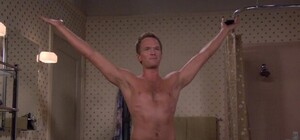 Фотофакт: киевлян напугал голый мужчина, гулявший по Академгородку