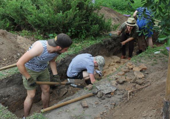 Новость - События - В Киево-Печерской лавре нашли остатки уникальной стены XII века