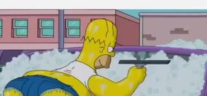 Наглость зашкаливает: мужчина мыл свою машину в реке (видео)