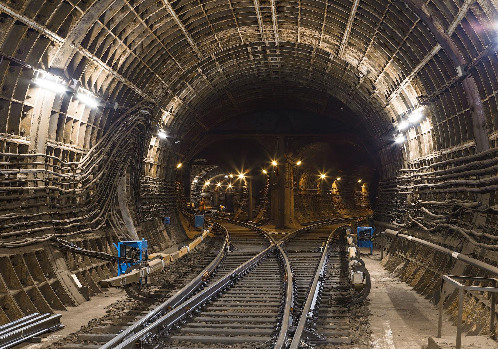 Новость - События - Строительство метро на Виноградарь перенесли из-за разборок строительных компаний