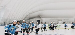 На ВДНХ открыли новую ледовую арену