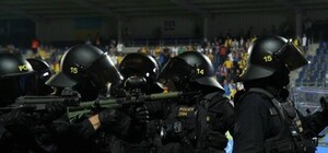 Вышел к Шевченко: харьковчанин спровоцировал столкновение на стадионе в Чехии