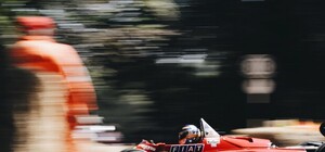 Видеофакт: в Киеве маршрутка ехала с запредельной скоростью