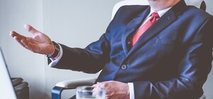 Порівняй зі своєю: скільки заробляють львівські чиновники