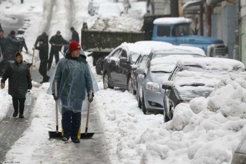 Новость - События - Шаг вперед: в Киеве коммунальщики начнут плавить снег