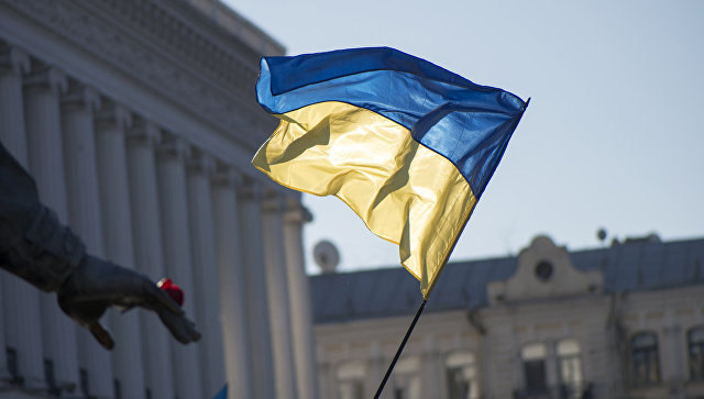 Новость - События - Приведут в порядок: в Киеве пересчитают государственные флаги