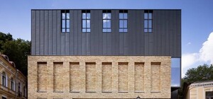 Отличились: скандальное здание Театра на Подоле номинировали на престижную премию