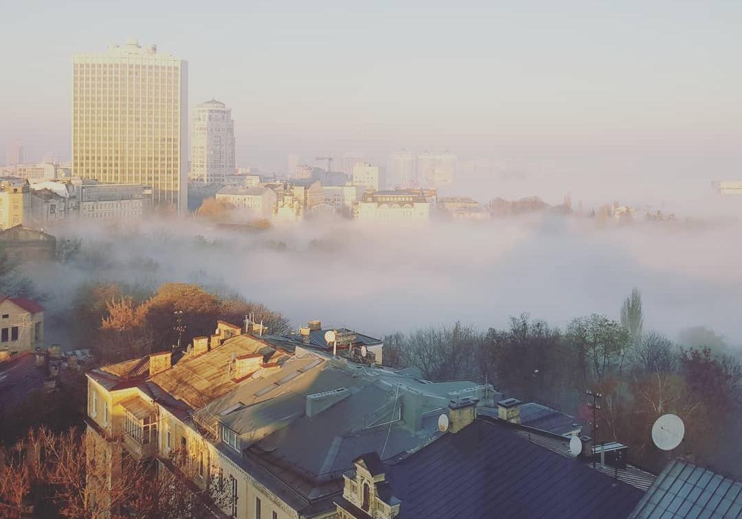 Новость - События - Туман накрыл ненавидимый прокуратором город: невероятные фотографии Киева сегодня утром