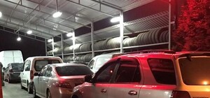 На шиномонтажах ажиотаж: узнай, сколько придется ждать и какие цены на услуги