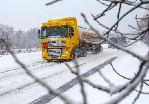Новость - События - Погода портится: в Киевской области частично ограничили въезд грузовиков