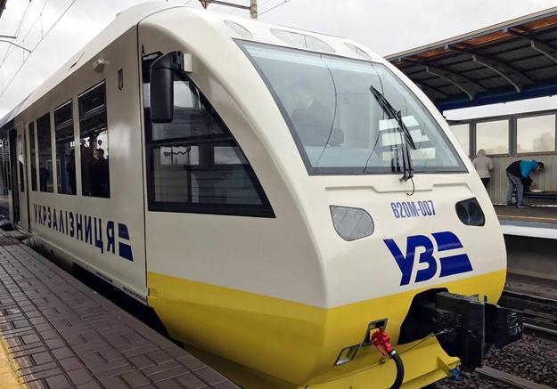 Новость - События - Предъявите билетик: на вокзале появился отдельный зал ожидания для пассажиров экспресса в Борисполь