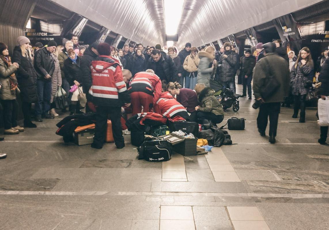 Новость - События - В Киеве на станции метро умерла 9-летняя девочка