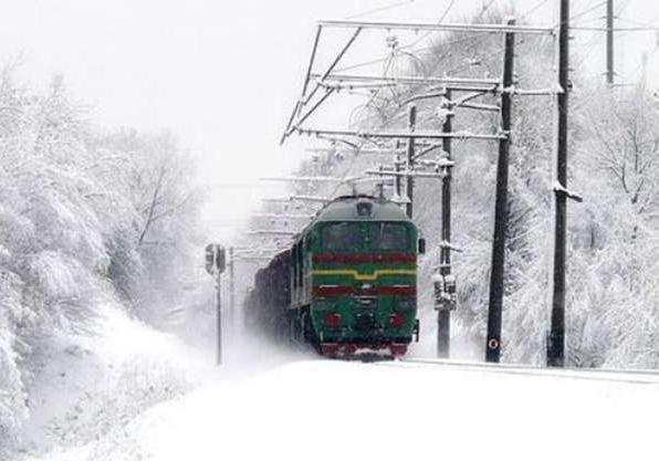 Новость - События - Готовь подарки: "Укрзализнаця" добавила еще 5 поездов на новогодние праздники