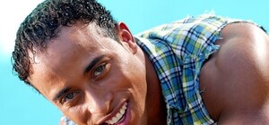 Стриптизер из Бразилии: харьковским школам и храму 