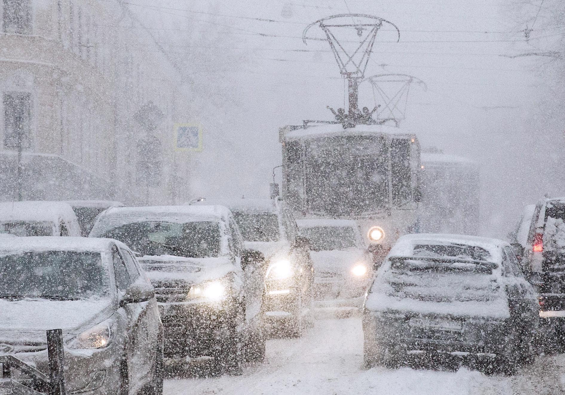 В Киеве из-за снегопада зафиксированы 9-балльные пробки