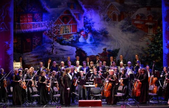 Афиша - Театры - Новогодний концерт "Штраус в оперетте"