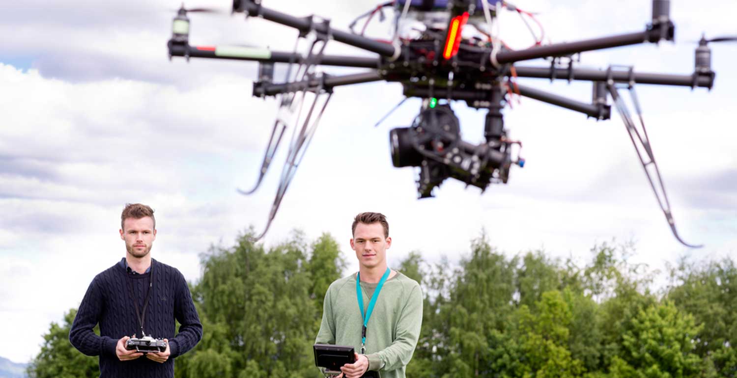 Новость - События - Есть работа: в украинскую компанию требуется пилот дронов