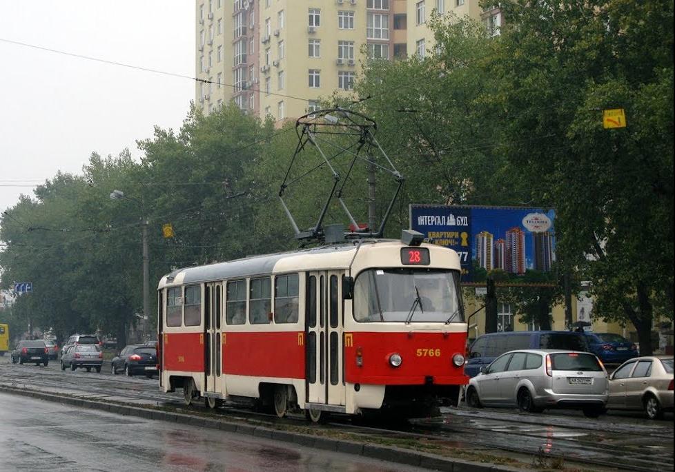 Трамвай киев новый