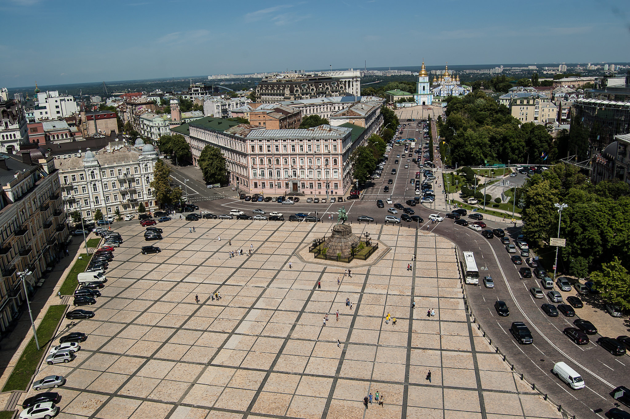 Определен подрядчик работ по капитальному ремонту Софийской площади в Киеве / flickr