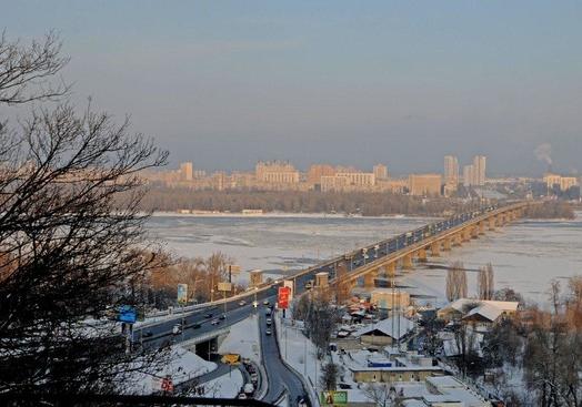 17 февраля в Киеве перекроют полностью мост Патона 