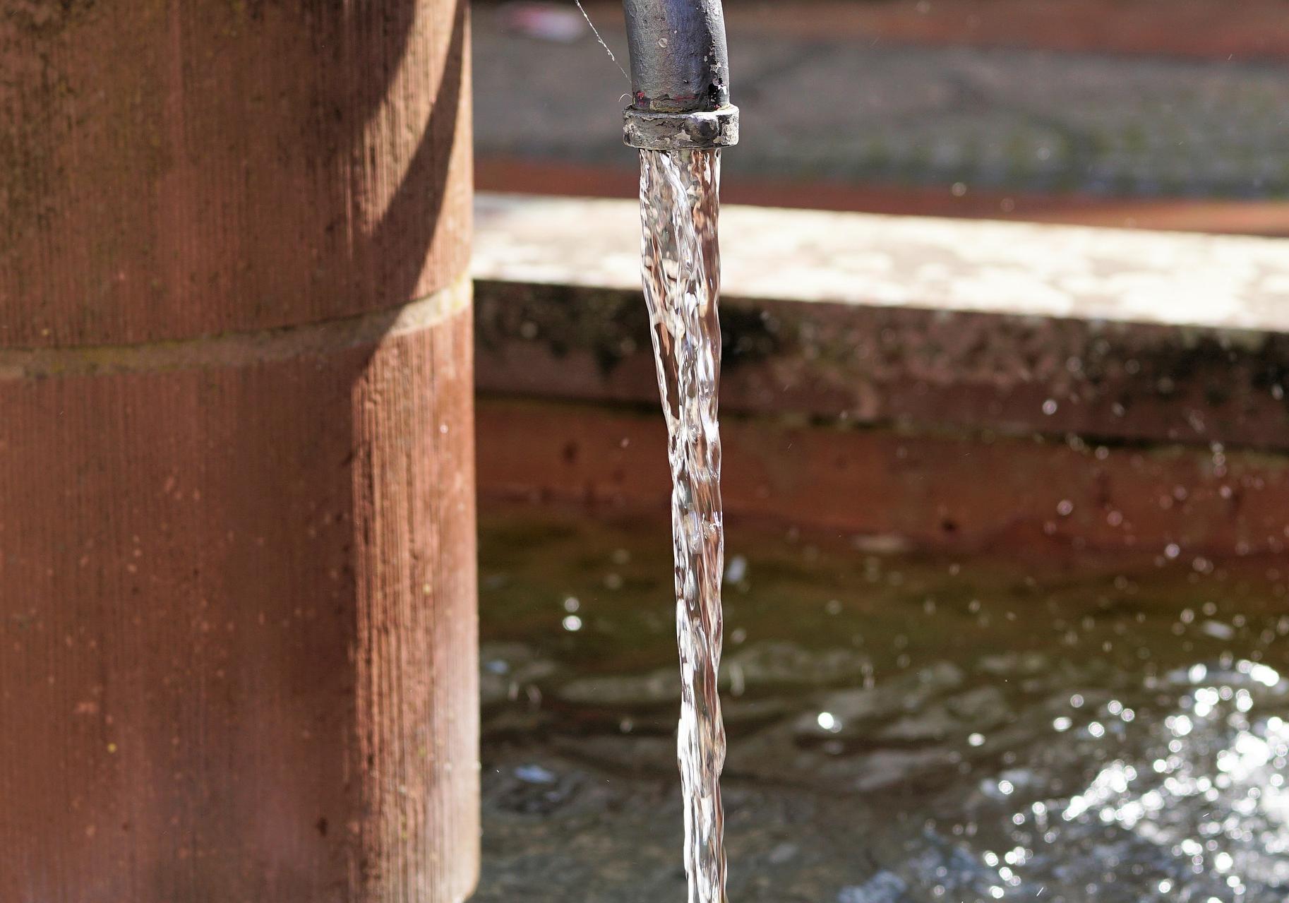 В Киеве в конце лета изменят систему обеззараживания воды. Фото: pixabay.com