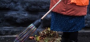 Золота мітла: у Львові виберуть найкращого двірника і відправлять його у Європу