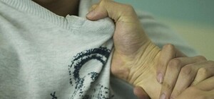 Одно и то же: в ТРЦ Gulliver жестоко избили молодых парней