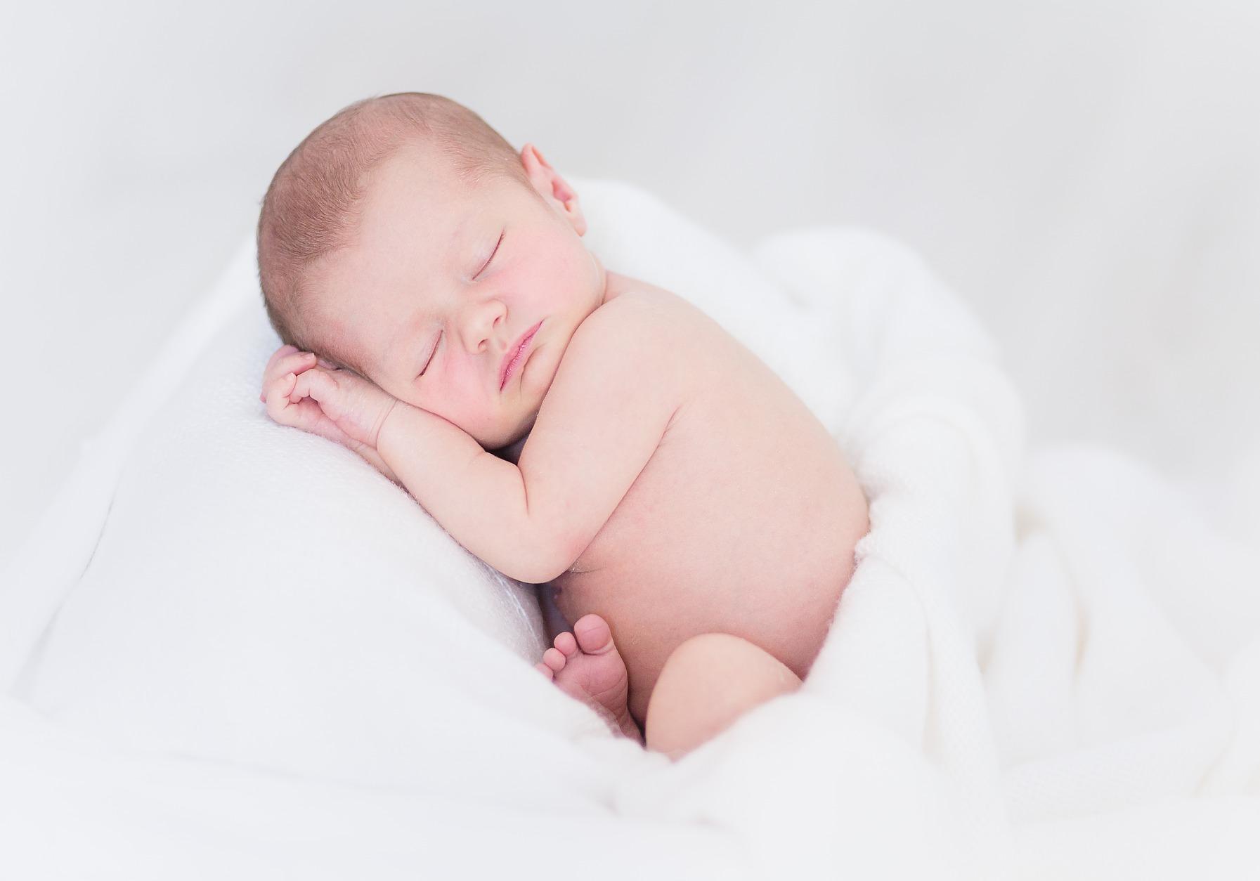 Свидетельство о рождении скоро будут выдавать ЦПАУ. Фото: pixabay.com