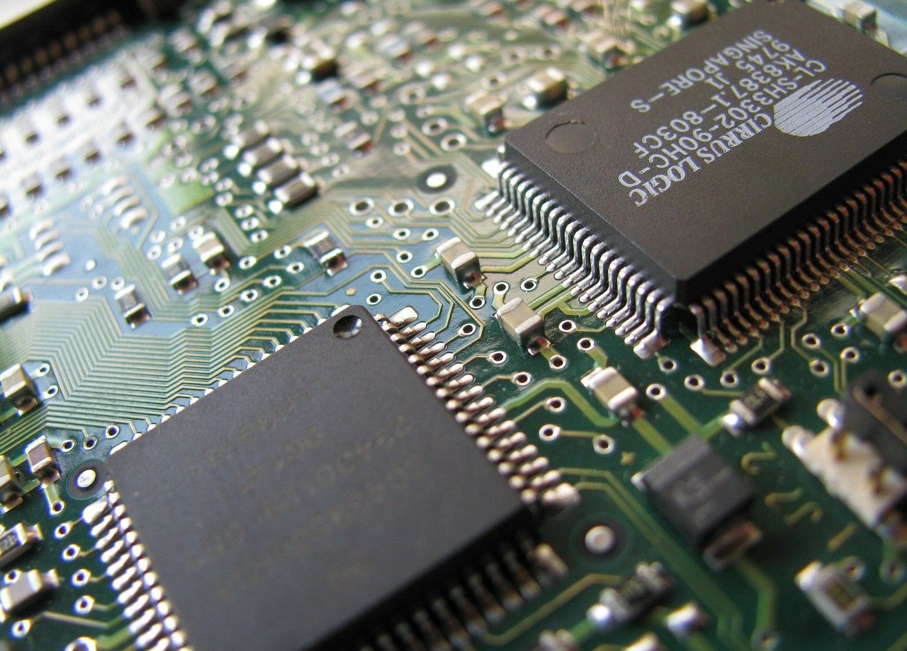 КПИ открыл школу микроэлектроники для будущих инженеров / pixabay