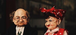 Обіцяли подарунки: іноземці пограбували пенсіонерів, обманом потрапивши у їхню квартиру