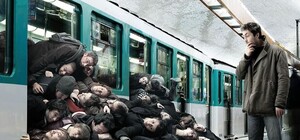 Ты не пройдешь: возле станции метро 