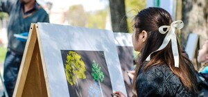 Полюбуйся: в Корпусном парке полтавчане рисовали весну