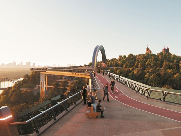 Новость - События - Время пролетело: Кличко поделился видео строительства нового пешеходного моста