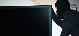 Не успел: полиция задержала мужчину, который украл телевизор