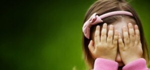 Жуть какая: воспитатель детского сада на Пушкина избивает детей (ВИДЕО)