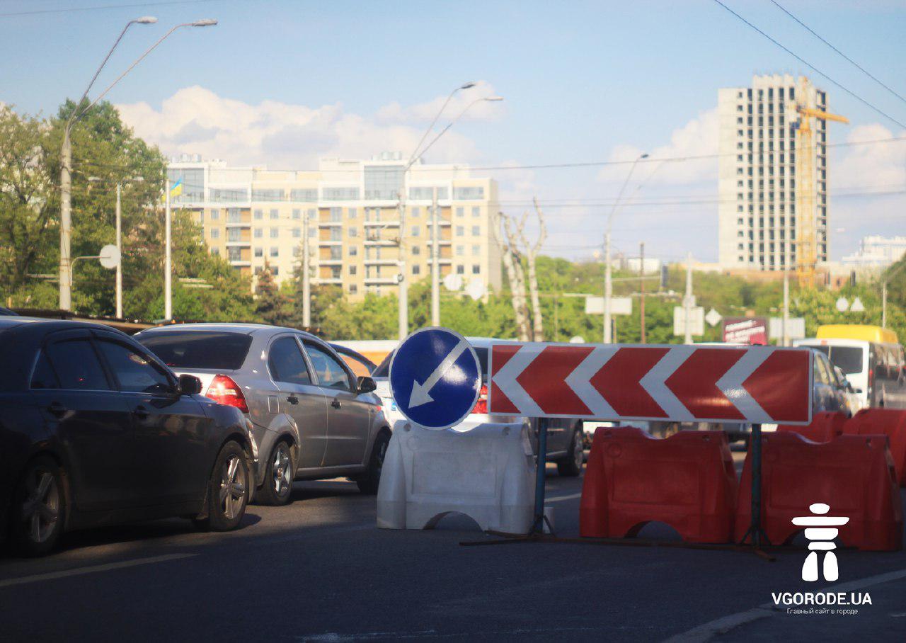 11 мая на проспекте Науки частично ограничат движение транспорта 
