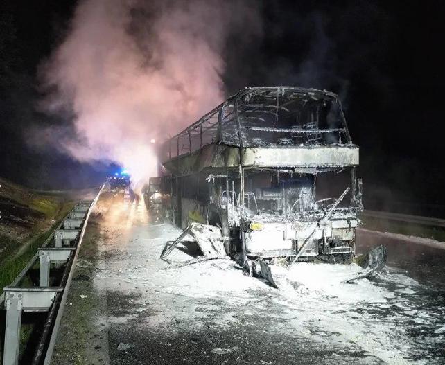 На польской трассе ночью загорелся автобус "Киев-Прага" 