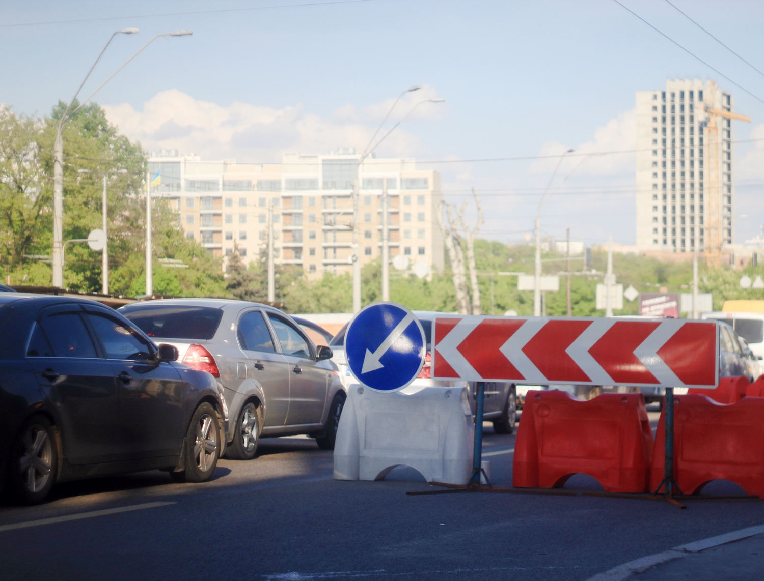 Новость - Транспорт и инфраструктура - Готовься к пробкам: в Киеве на несколько дней ограничат движение на двух мостах