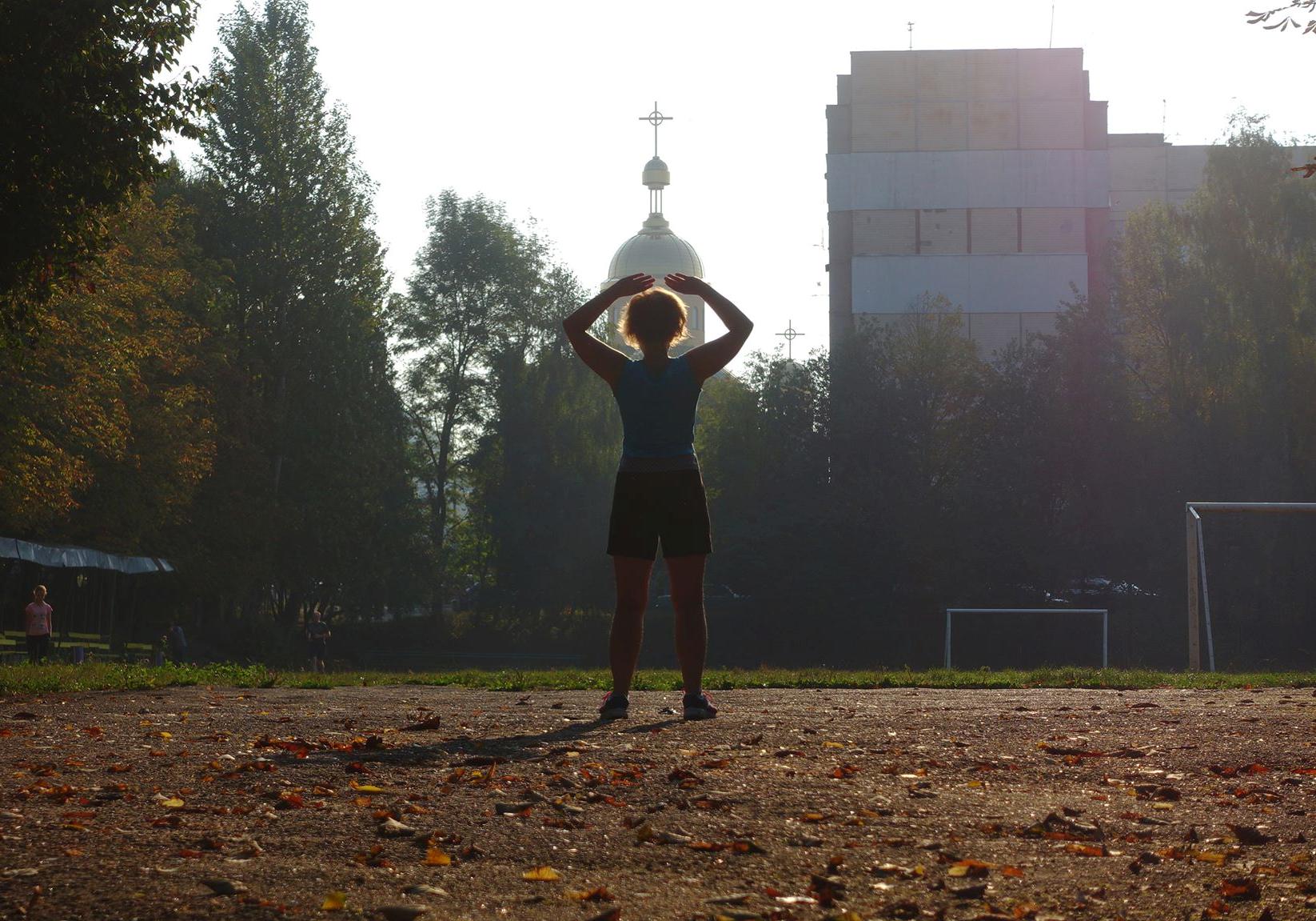 В Киеве покажут документальное кино под открытым небом. Кадр из фильма "Божественные"