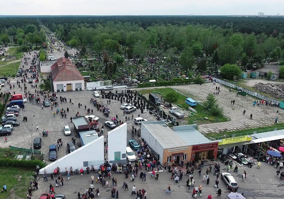 На Лесном кладбище в Киеве планируют построить колумбарную стену