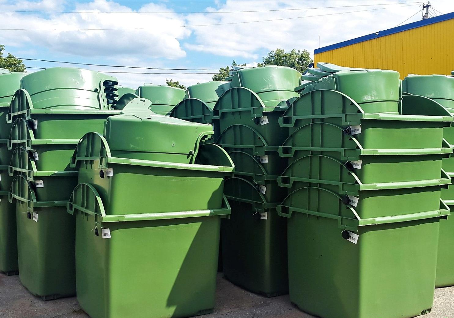 Киев закупил новые контейнеры для мусора. Фото: kst.in.ua