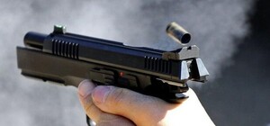 В Киеве неизвестный открыл стрельбу по рейсовому автобусу: подробности